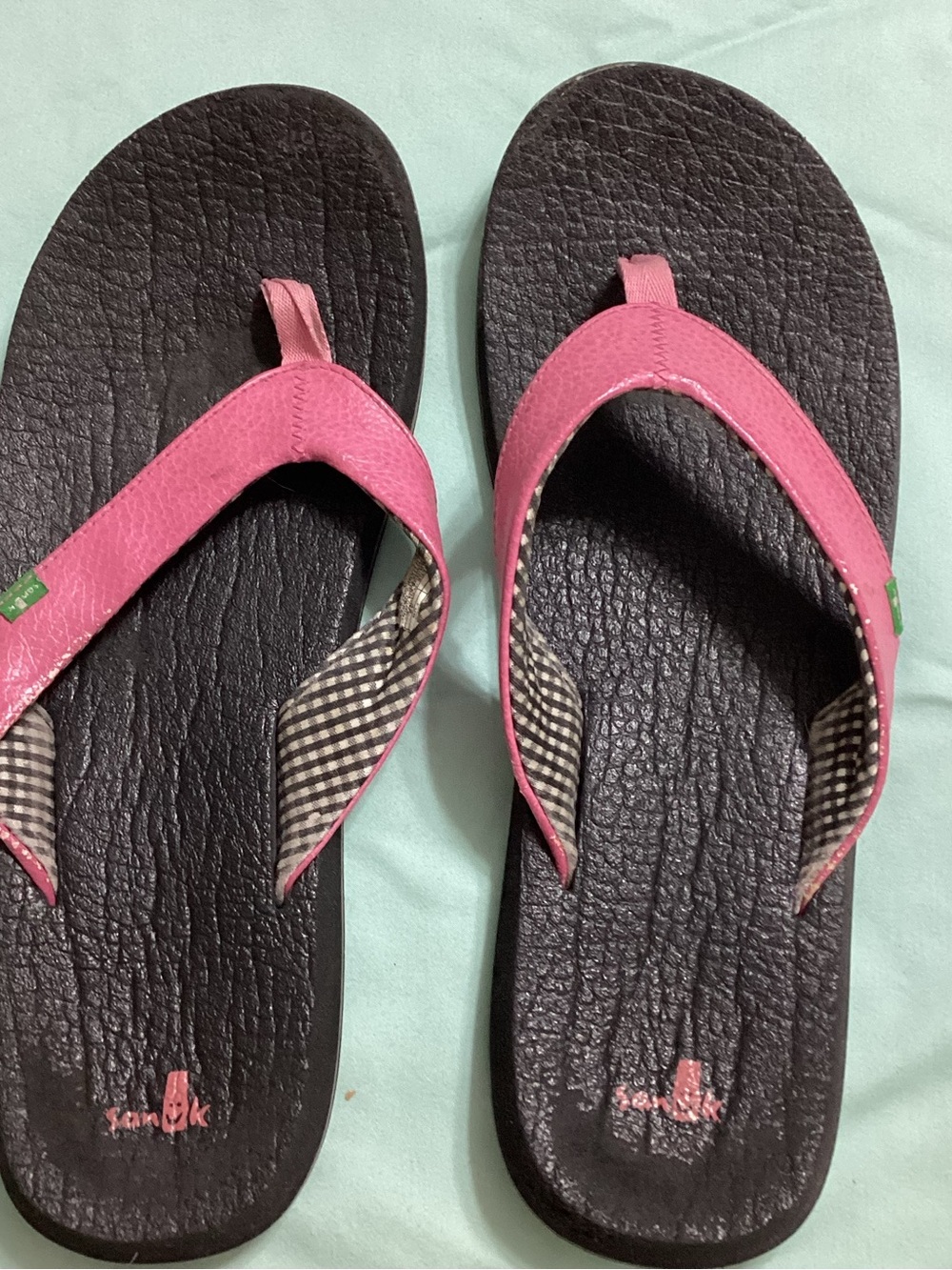Sanuk Ladies Yoga Mat Pink Thong Sandals Size 11